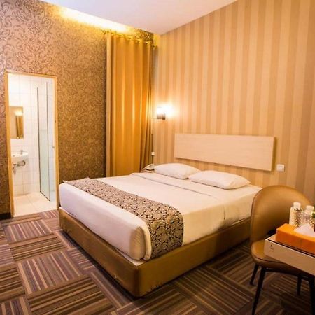 Mine Home Hotel Kebun Kawung Bandung Bagian luar foto