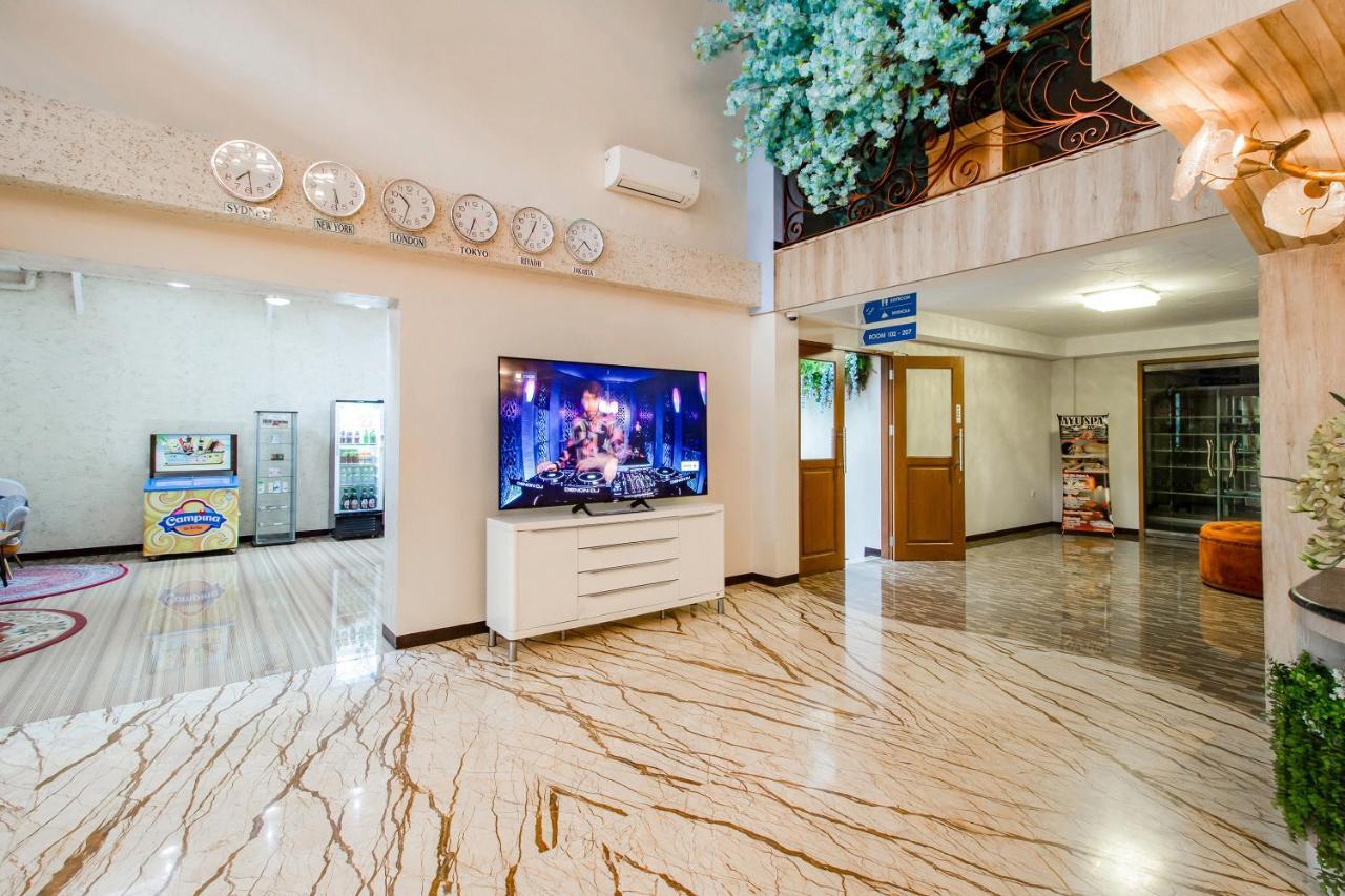 Mine Home Hotel Kebun Kawung Bandung Bagian luar foto