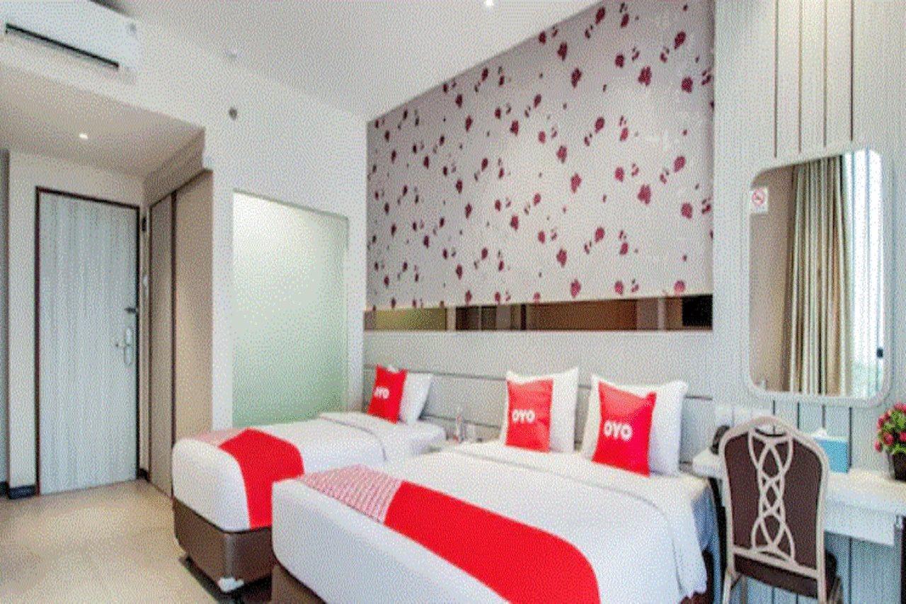 Mine Home Hotel Kebun Kawung Bandung Bagian luar foto