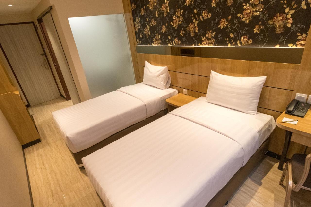 Mine Home Hotel Kebun Kawung Bandung Bagian luar foto